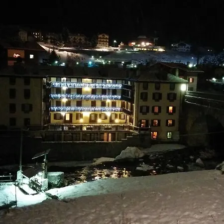 Szálloda Tavernier 3*