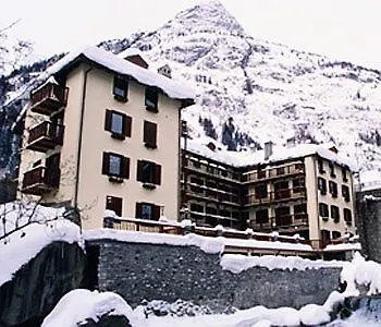 Tavernier Hotel Courmayeur